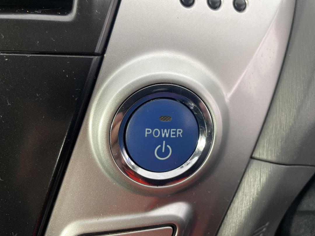 Photo '25' of Toyota Prius