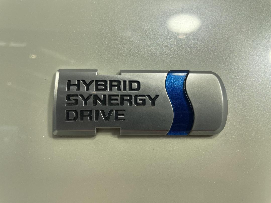 Photo '27' of Toyota Prius