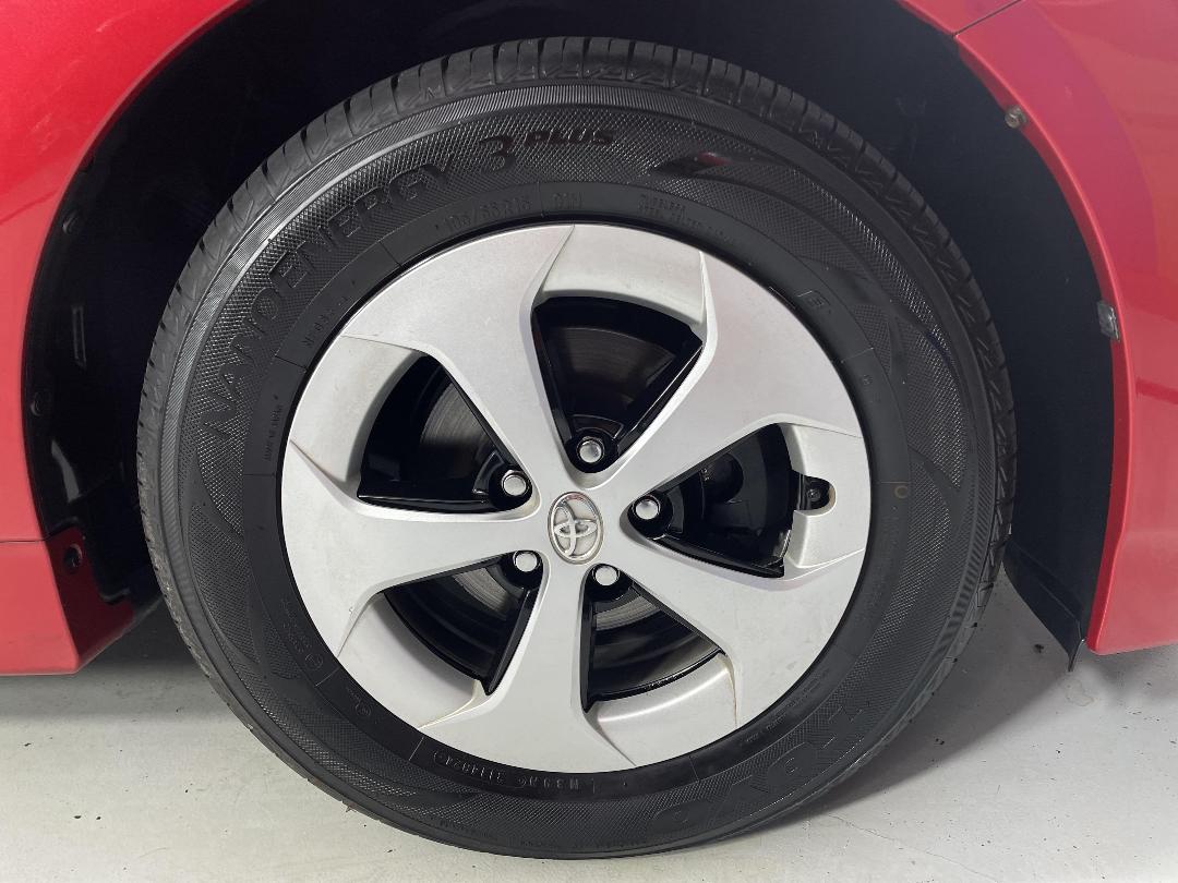 Photo '9' of Toyota Prius Photo '9' of Toyota Prius