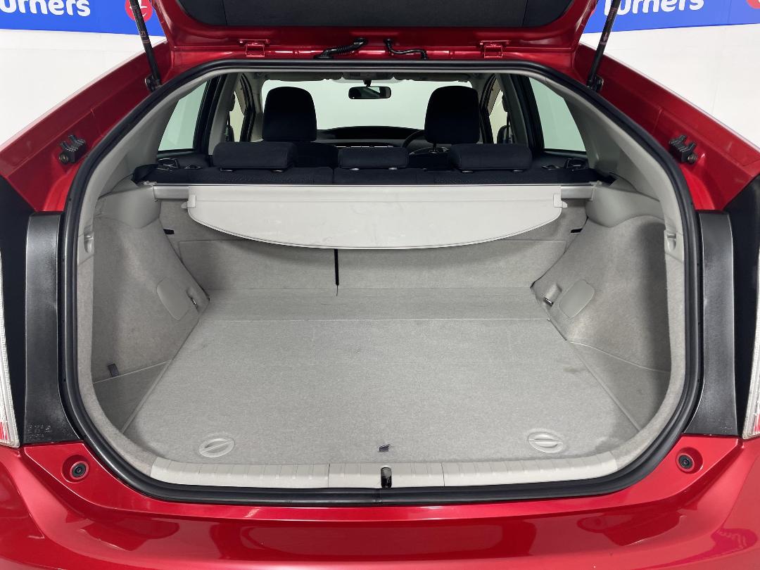 Photo '14' of Toyota Prius Photo '14' of Toyota Prius