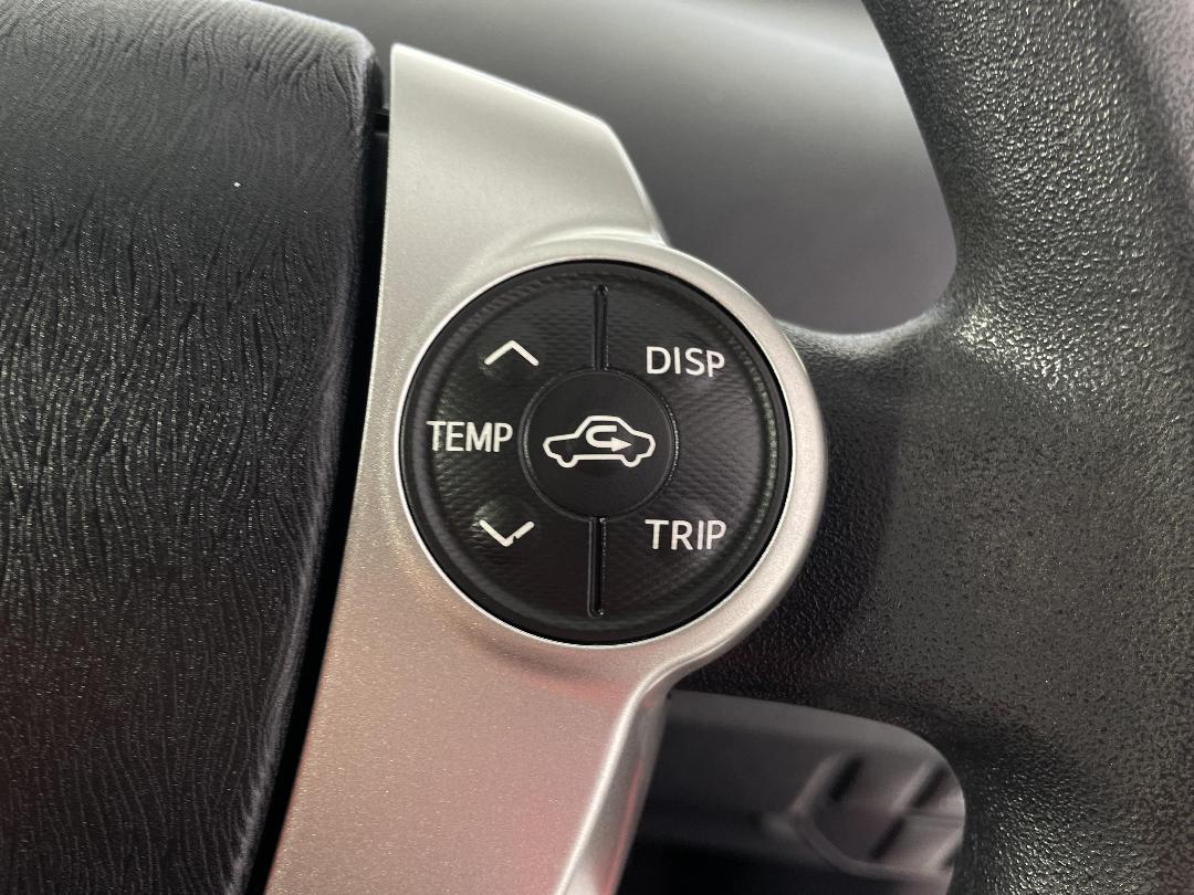 Photo '23' of Toyota Prius Photo '23' of Toyota Prius