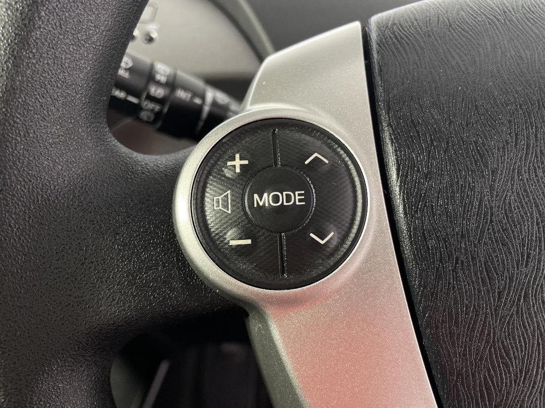 Photo '24' of Toyota Prius Photo '24' of Toyota Prius