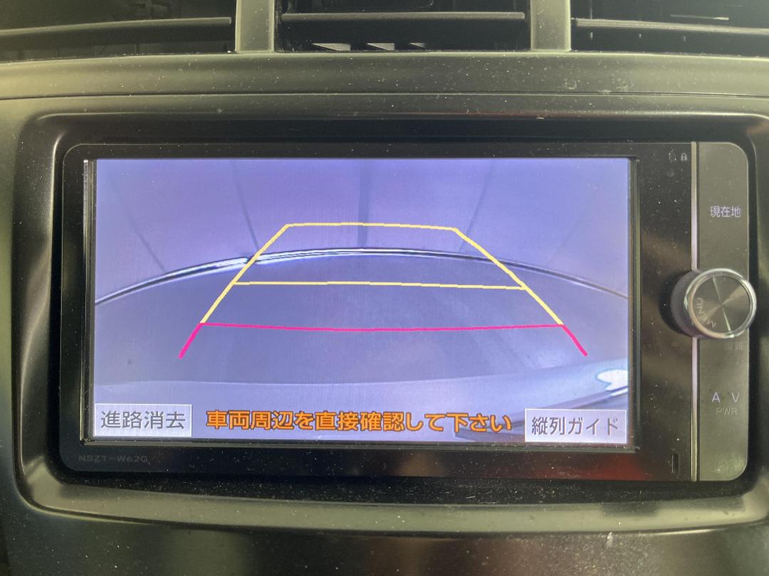 Photo '23' of Toyota Prius