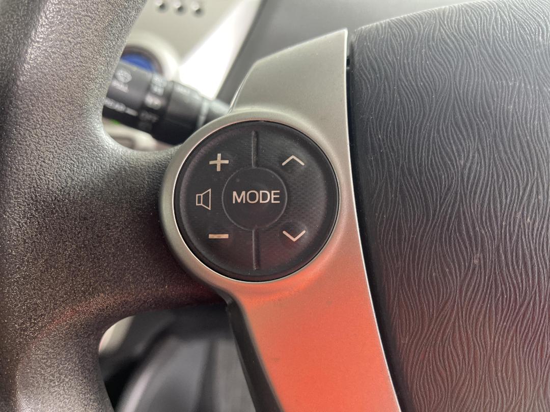 Photo '25' of Toyota Prius