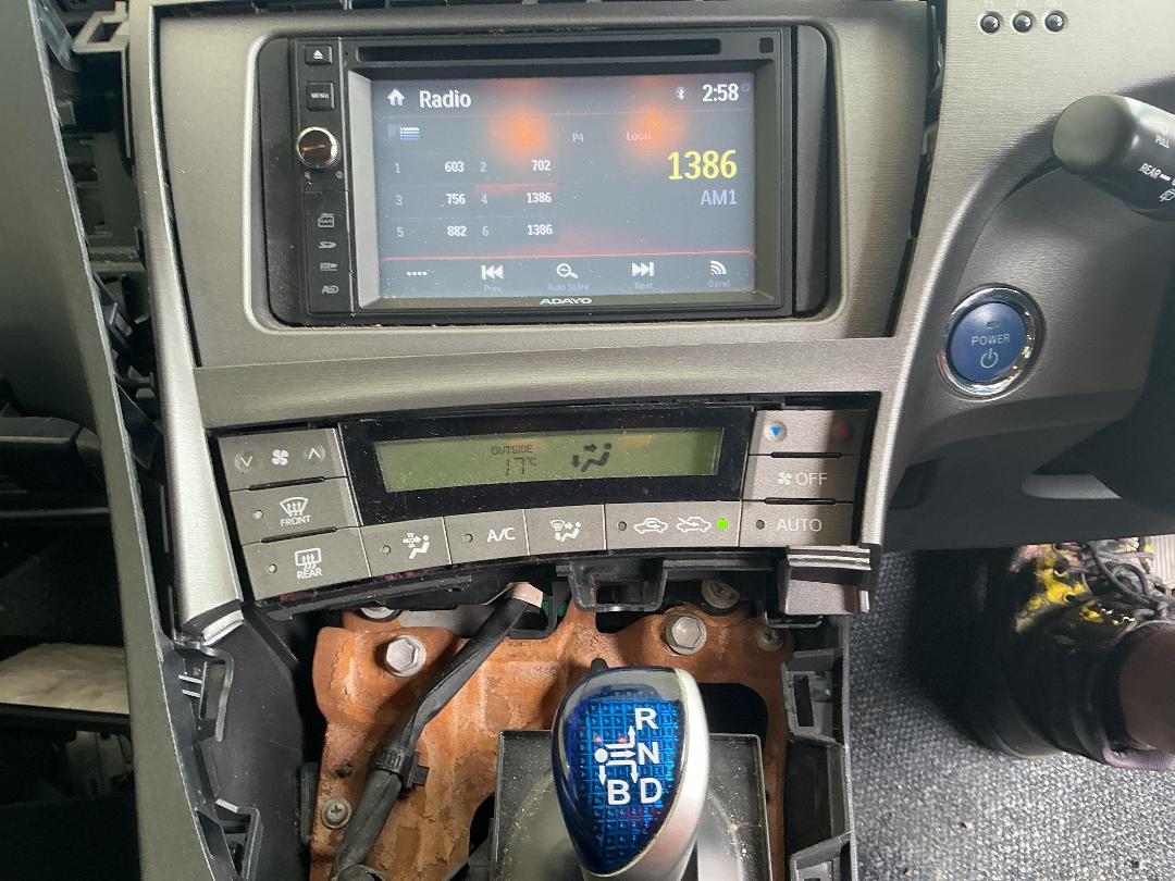 Photo '14' of Toyota Prius Hybrd Photo '14' of Toyota Prius Hybrd