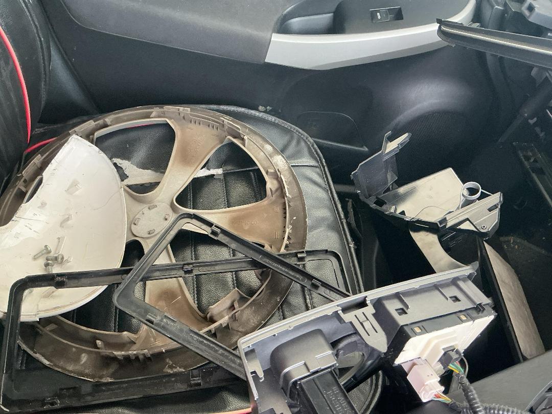 Photo '11' of Toyota Prius Hybrd Photo '11' of Toyota Prius Hybrd