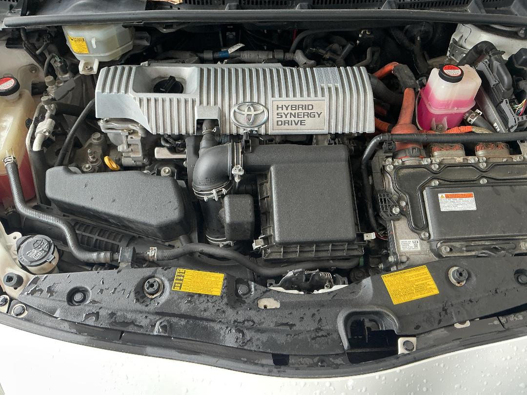 Photo '18' of Toyota Prius Hybrd Photo '18' of Toyota Prius Hybrd