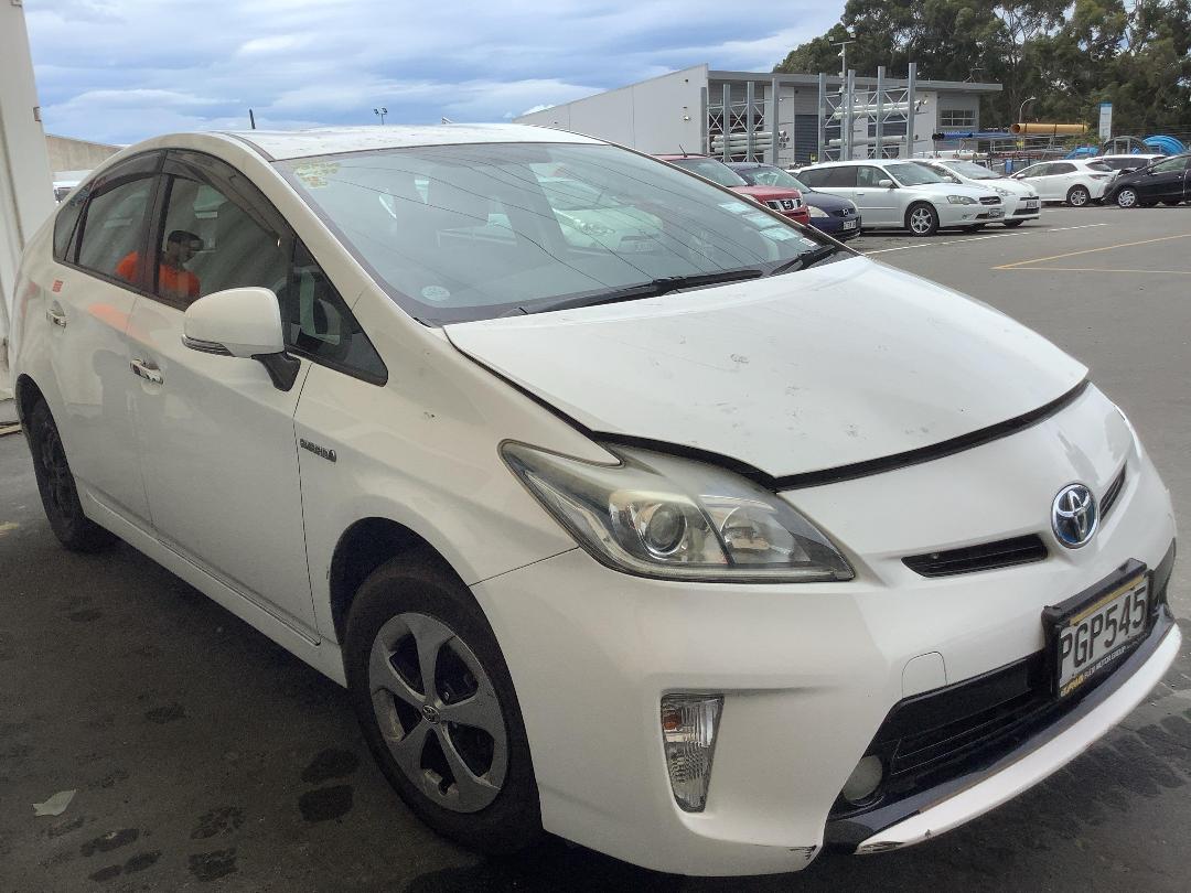 Photo '3' of Toyota Prius Photo '3' of Toyota Prius