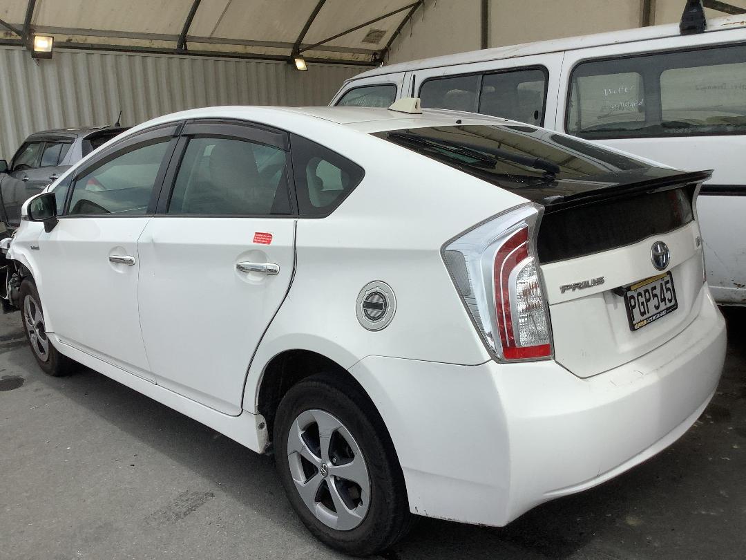 Photo '5' of Toyota Prius Photo '5' of Toyota Prius