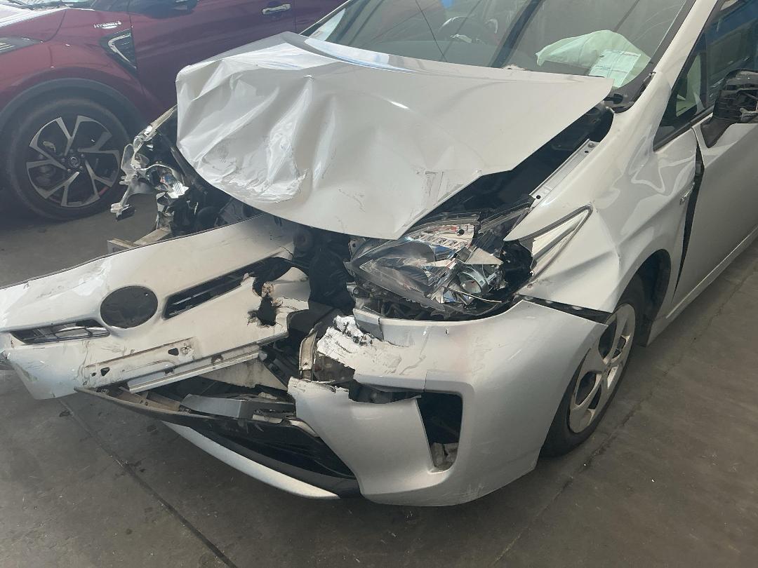 Photo '6' of Toyota Prius