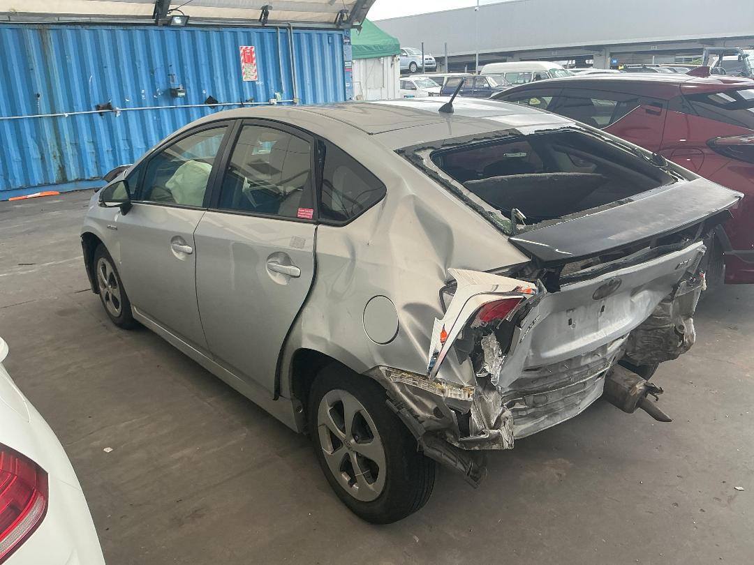 Photo '15' of Toyota Prius