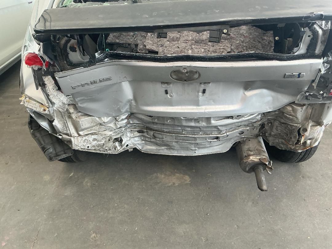 Photo '16' of Toyota Prius