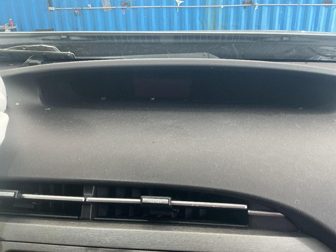 Photo '30' of Toyota Prius