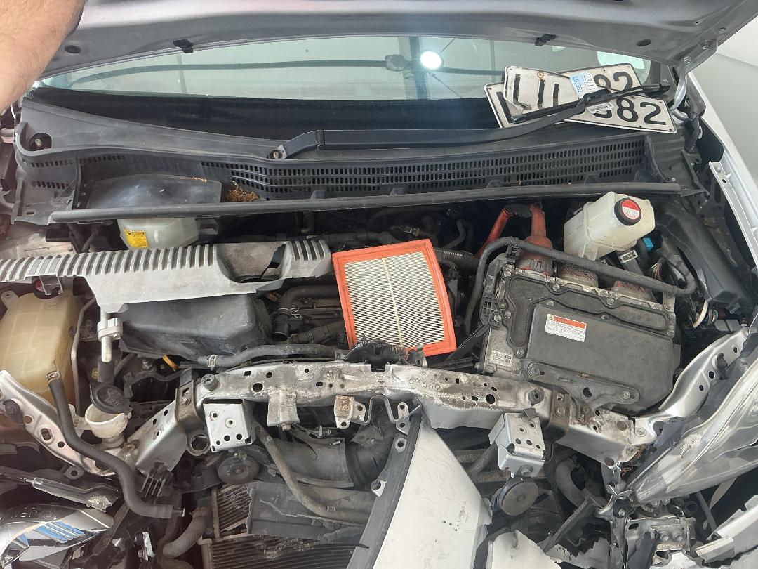 Photo '34' of Toyota Prius