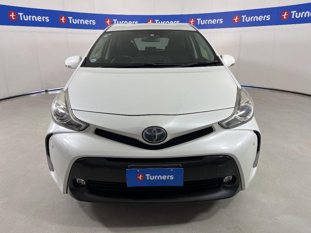 Photo '2' of Toyota Prius Photo '2' of Toyota Prius