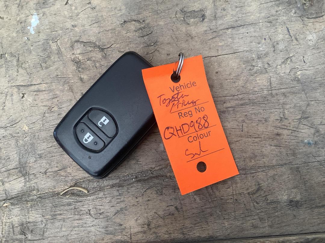 Photo '20' of Toyota Prius Photo '20' of Toyota Prius