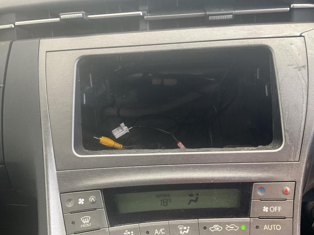 Photo '10' of Toyota Prius