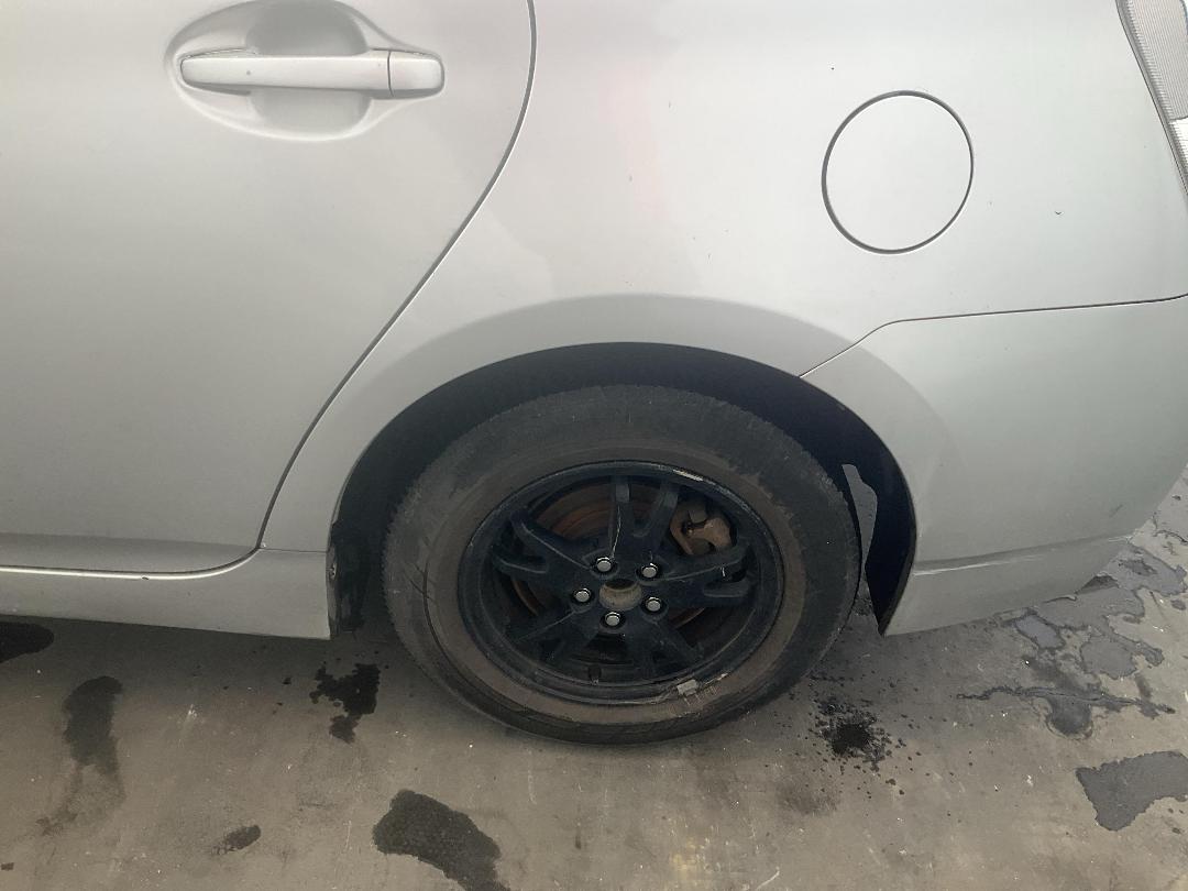 Photo '17' of Toyota Prius