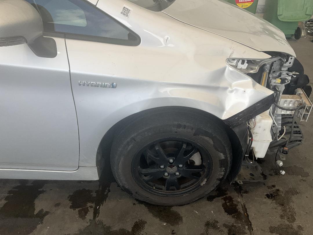 Photo '19' of Toyota Prius