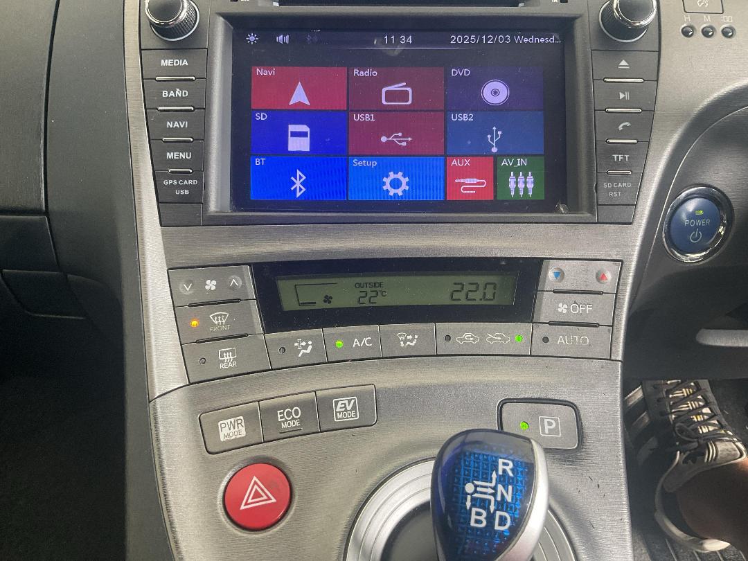 Photo '10' of Toyota Prius Hybrid