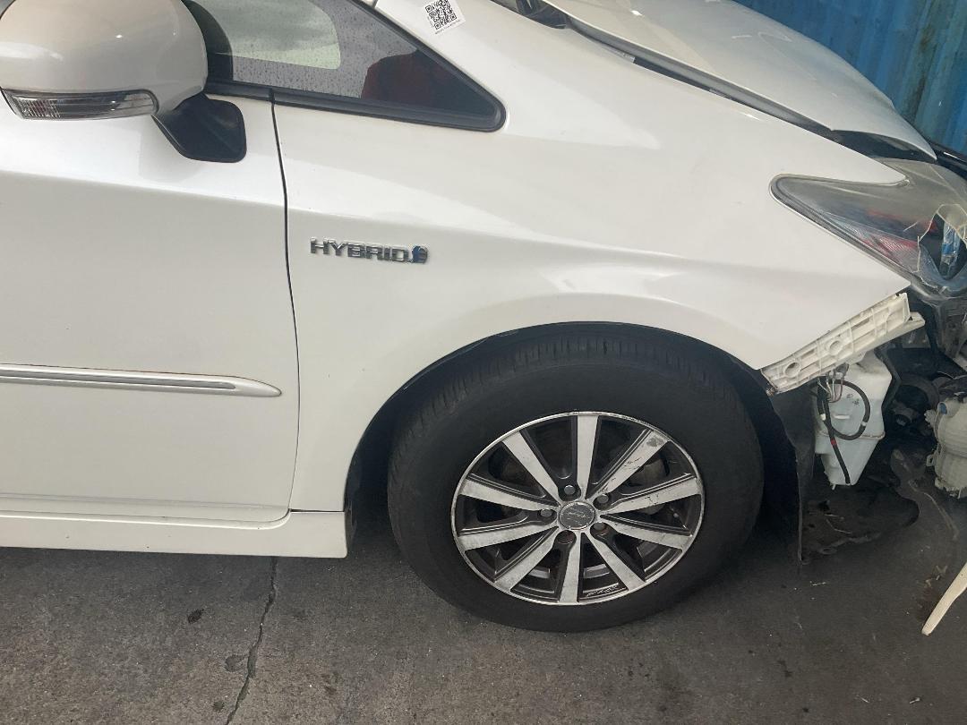 Photo '20' of Toyota Prius Hybrid