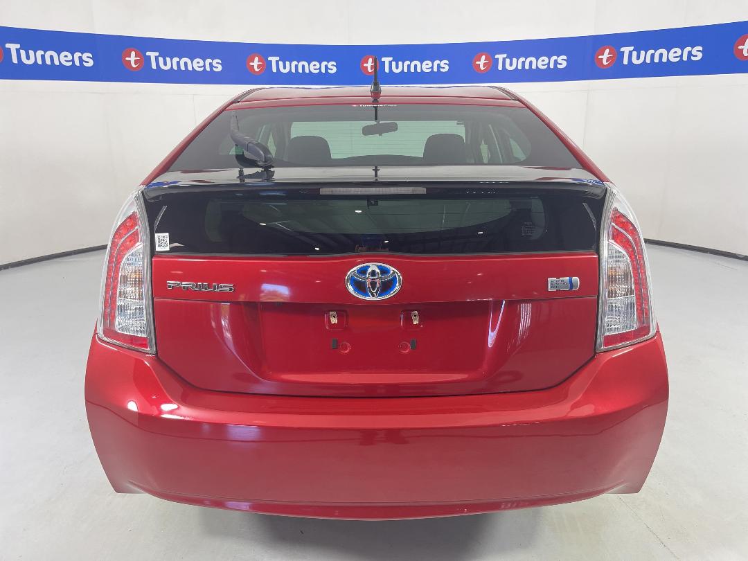 Photo '6' of Toyota Prius
