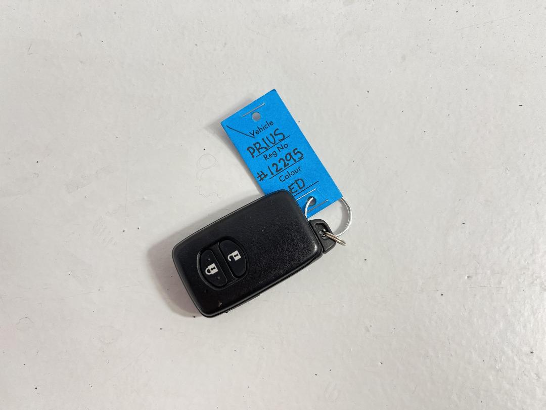 Photo '22' of Toyota Prius