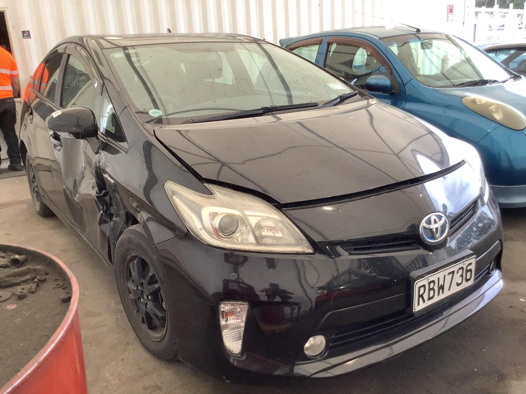 Photo '3' of Toyota Prius Photo '3' of Toyota Prius