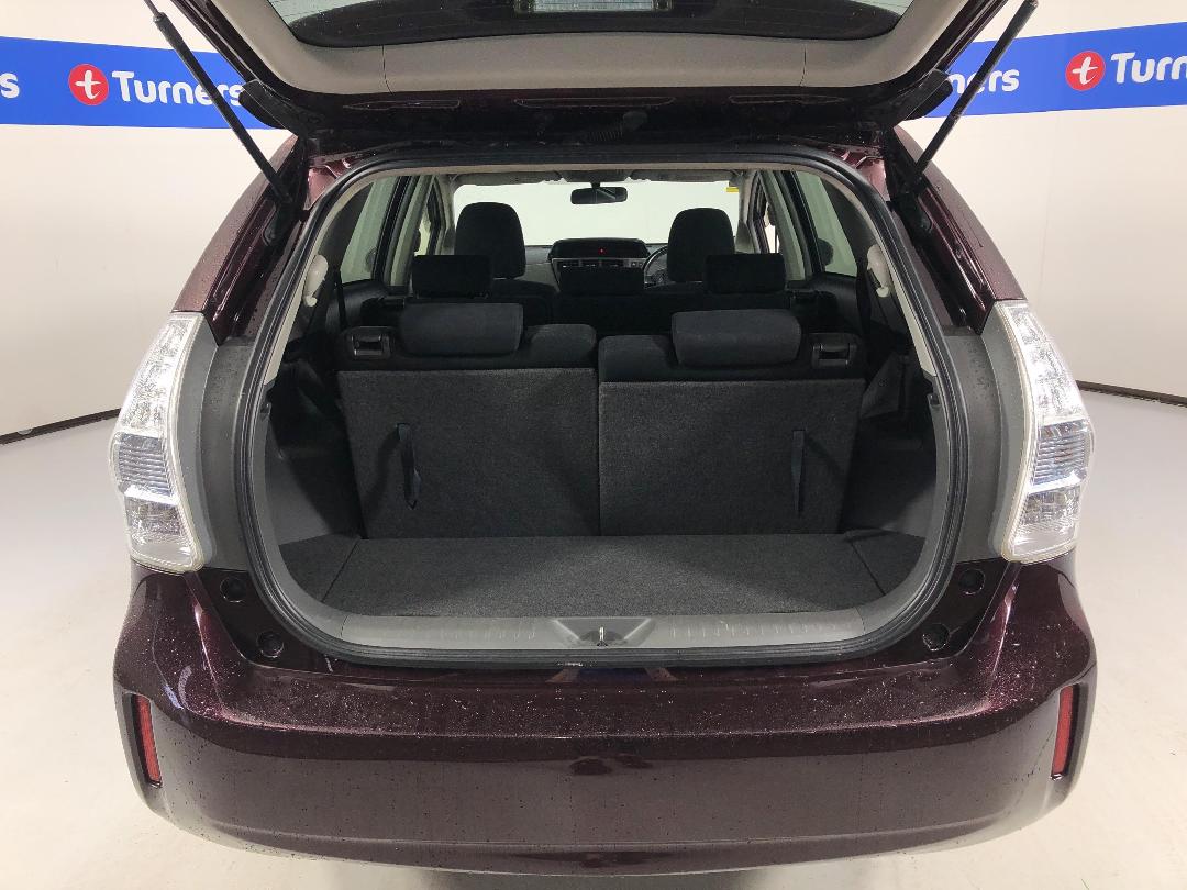 Photo '14' of Toyota Prius Photo '14' of Toyota Prius