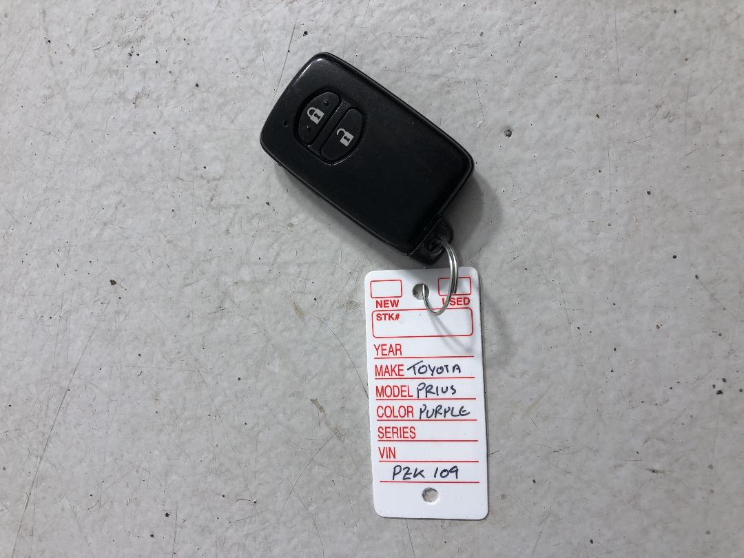 Photo '22' of Toyota Prius Photo '22' of Toyota Prius