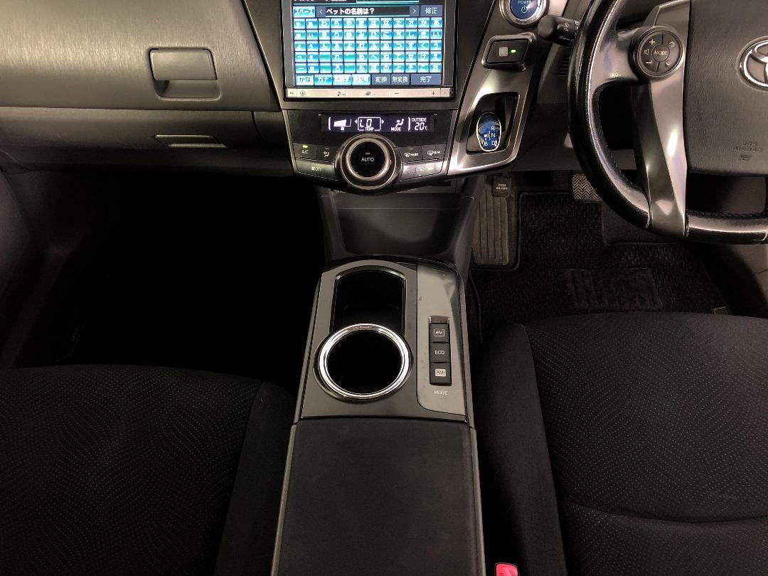 Photo '18' of Toyota Prius Photo '18' of Toyota Prius