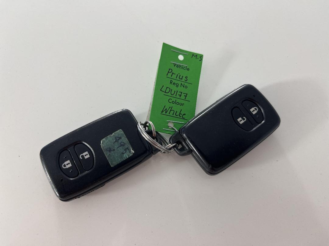 Photo '22' of Toyota Prius Photo '22' of Toyota Prius