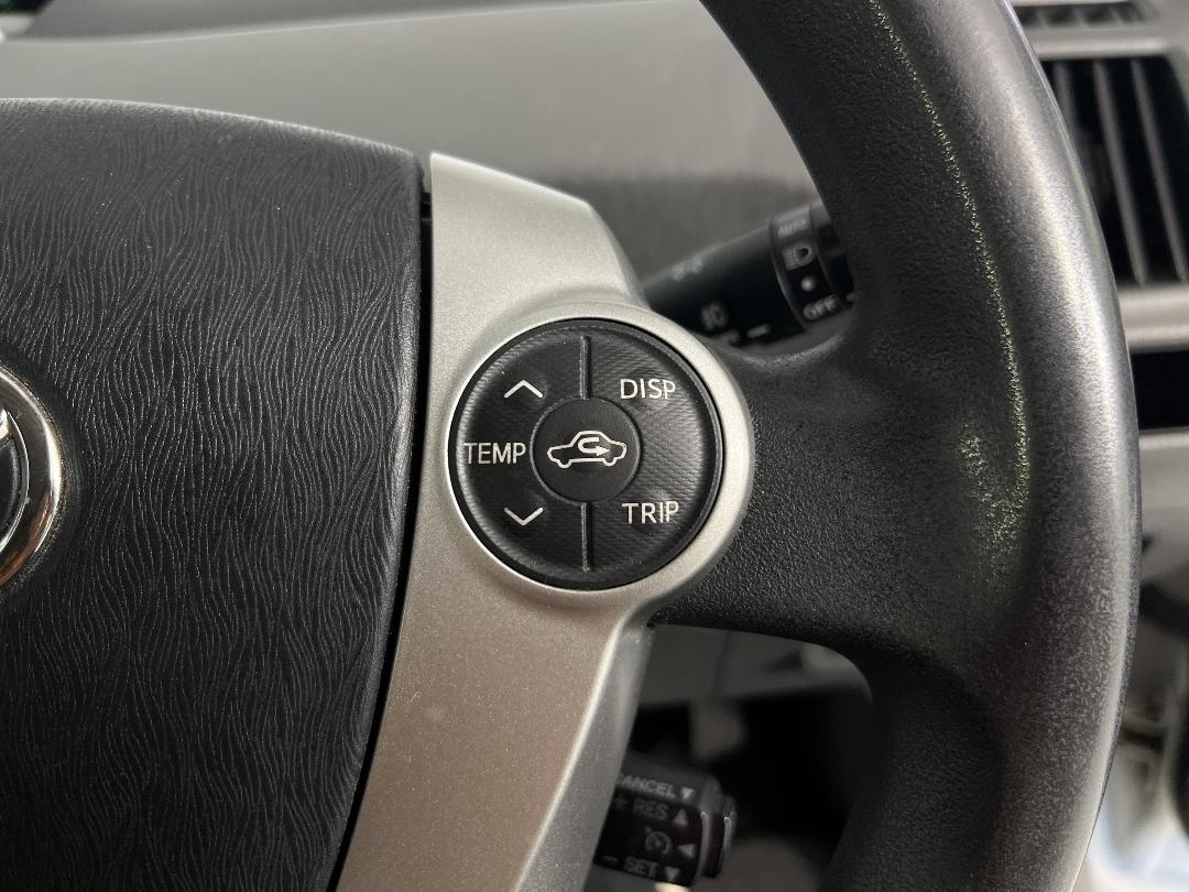 Photo '25' of Toyota Prius Photo '25' of Toyota Prius