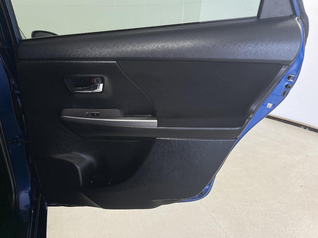 Photo '19' of Toyota Prius