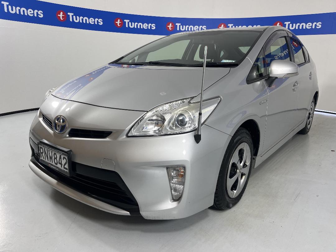 Photo '4' of Toyota Prius