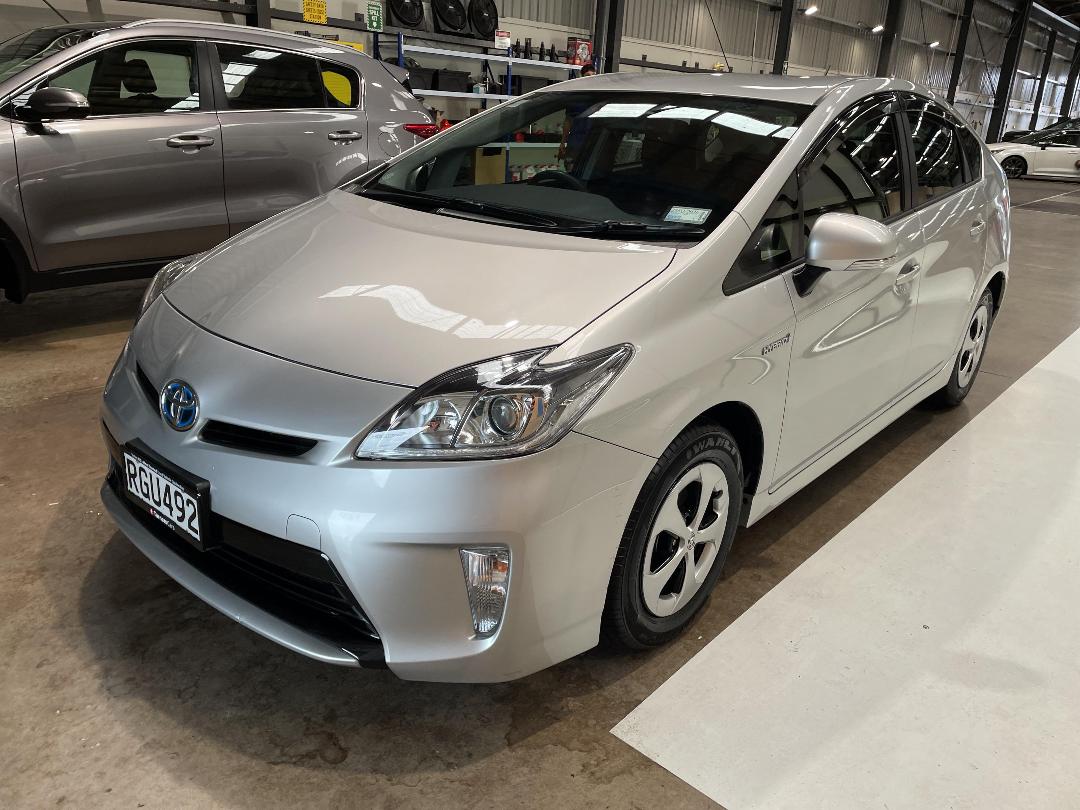 Photo '4' of Toyota Prius