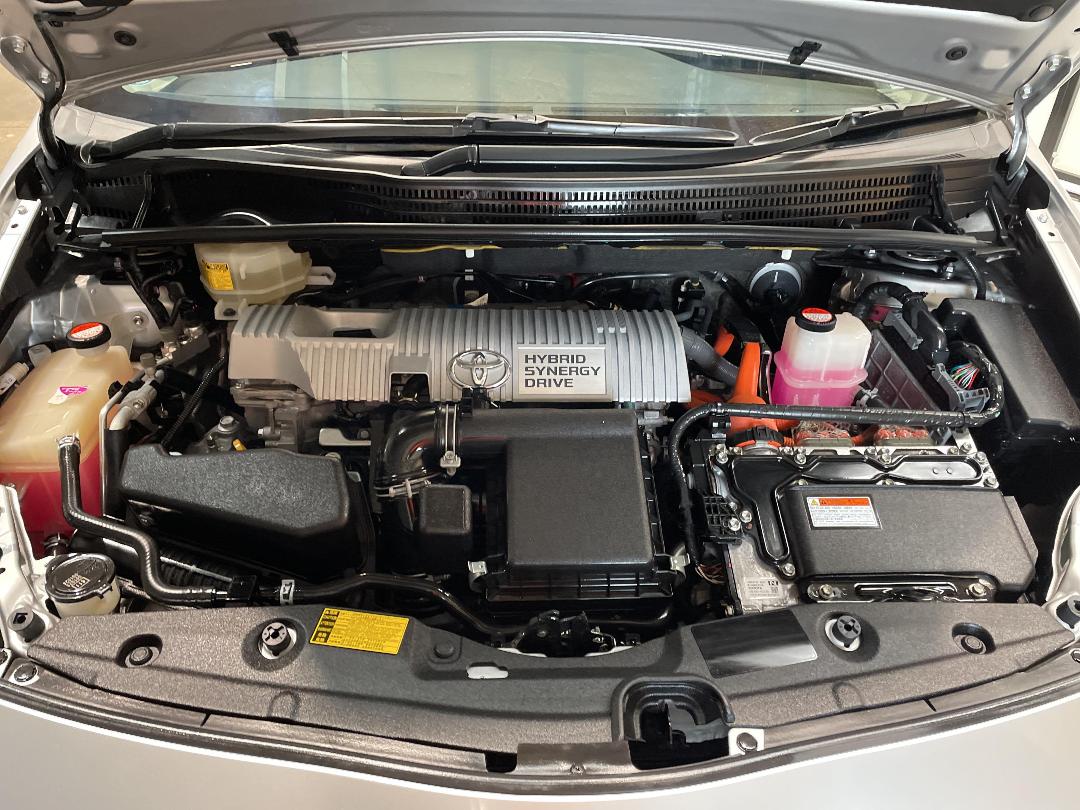 Photo '13' of Toyota Prius