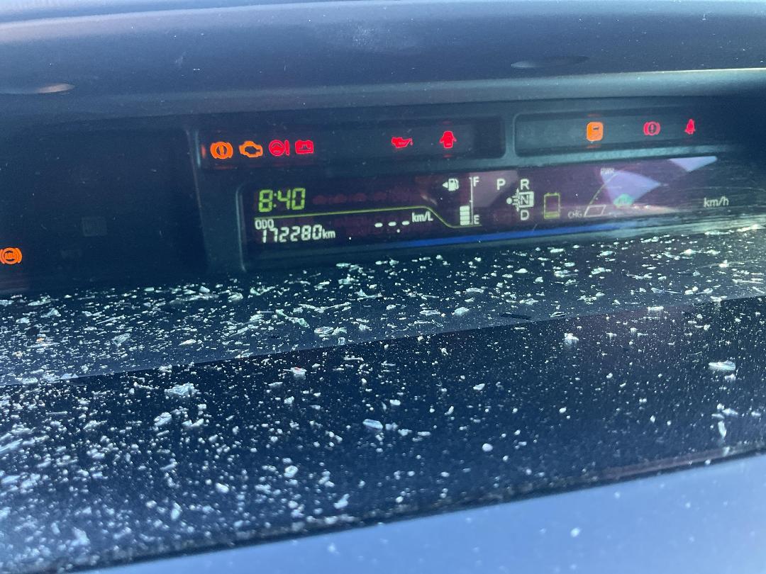 Photo '10' of Toyota Prius Alpha