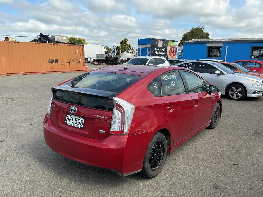 Photo '6' of Toyota Prius