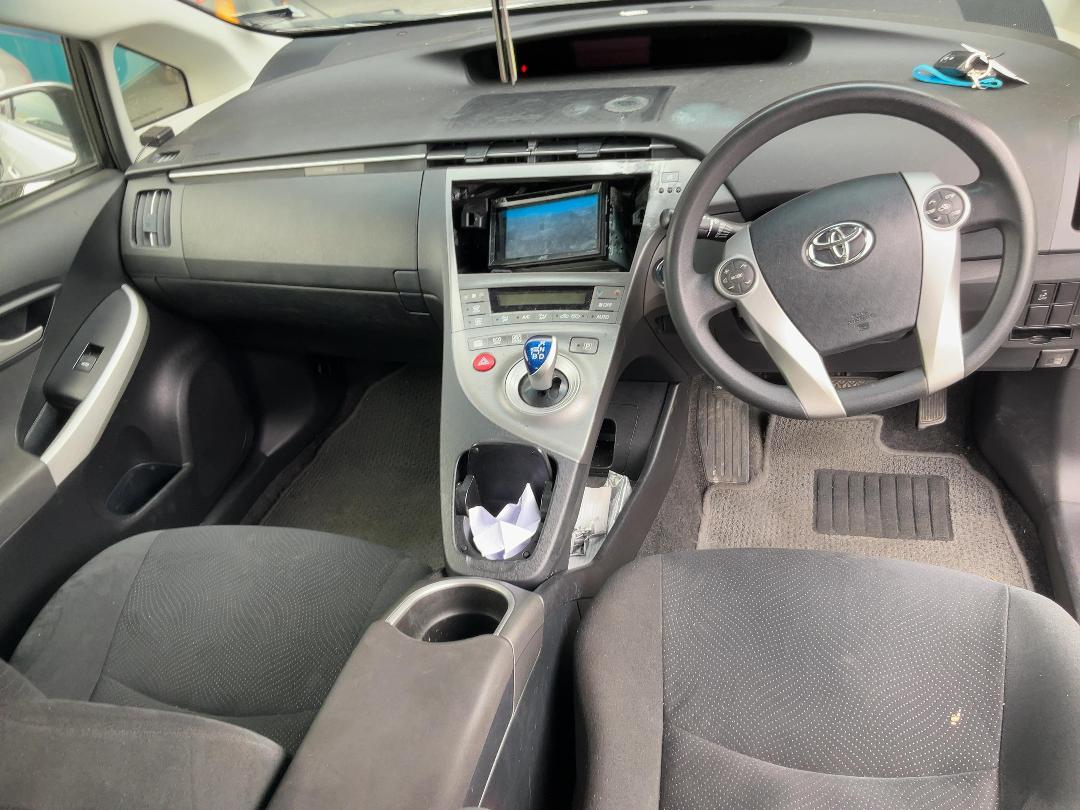 Photo '10' of Toyota Prius Hyrbid Photo '10' of Toyota Prius Hyrbid