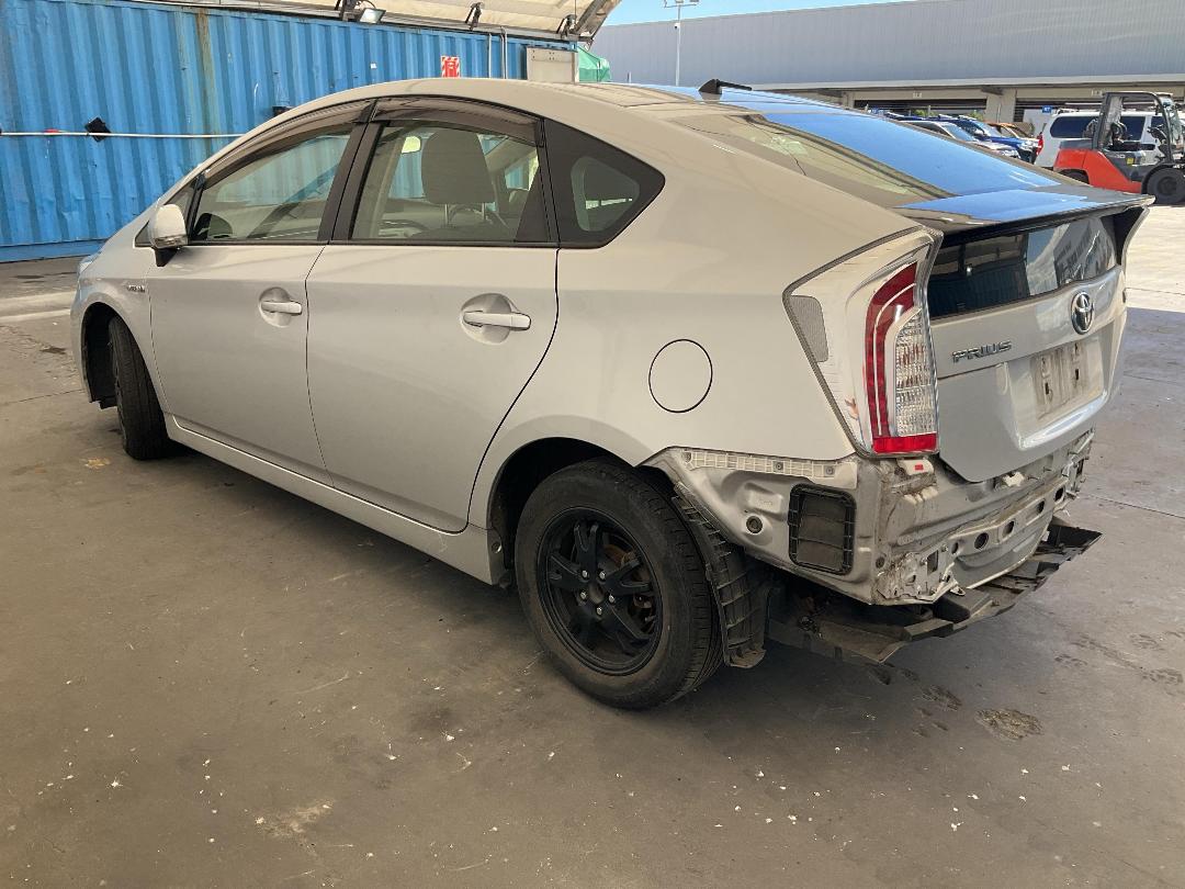 Photo '10' of Toyota Prius