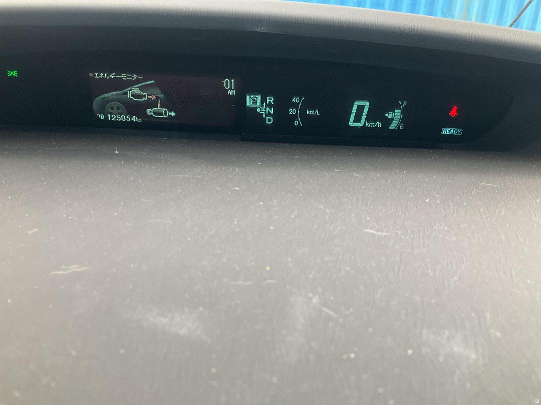 Photo '24' of Toyota Prius