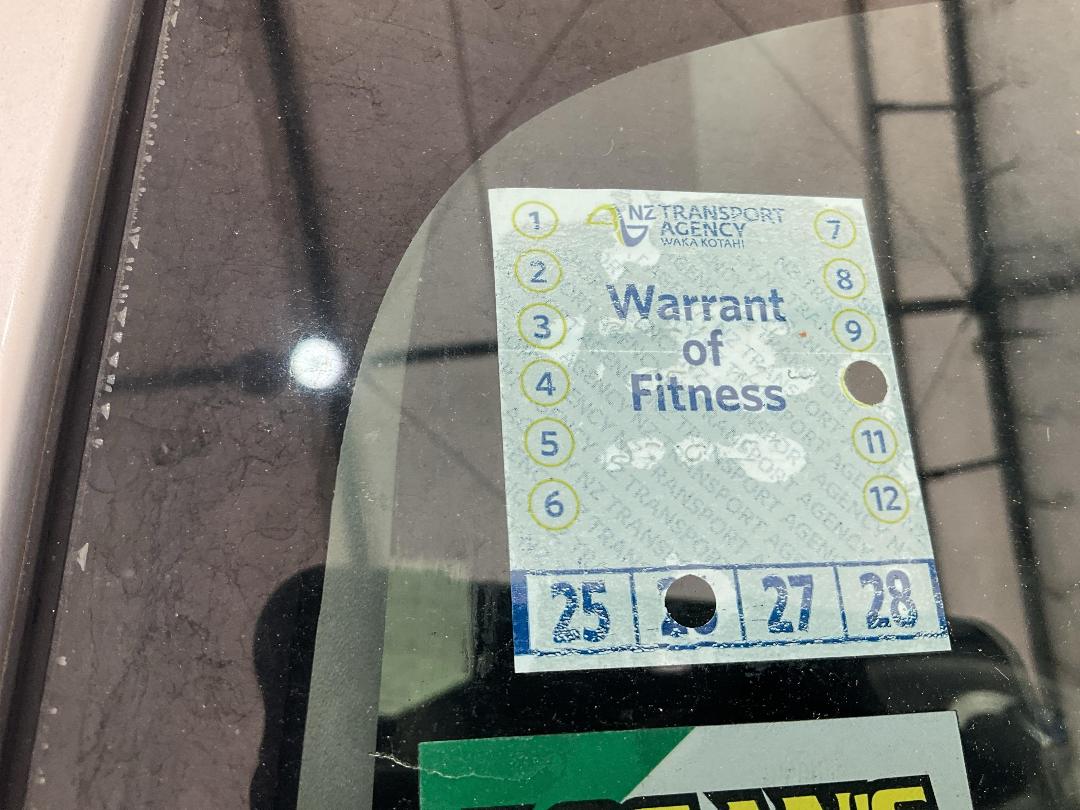 Photo '25' of Toyota Prius