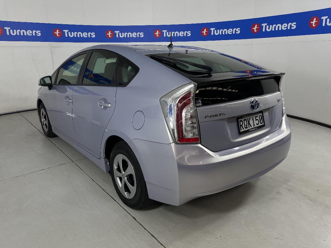 Photo '5' of Toyota Prius