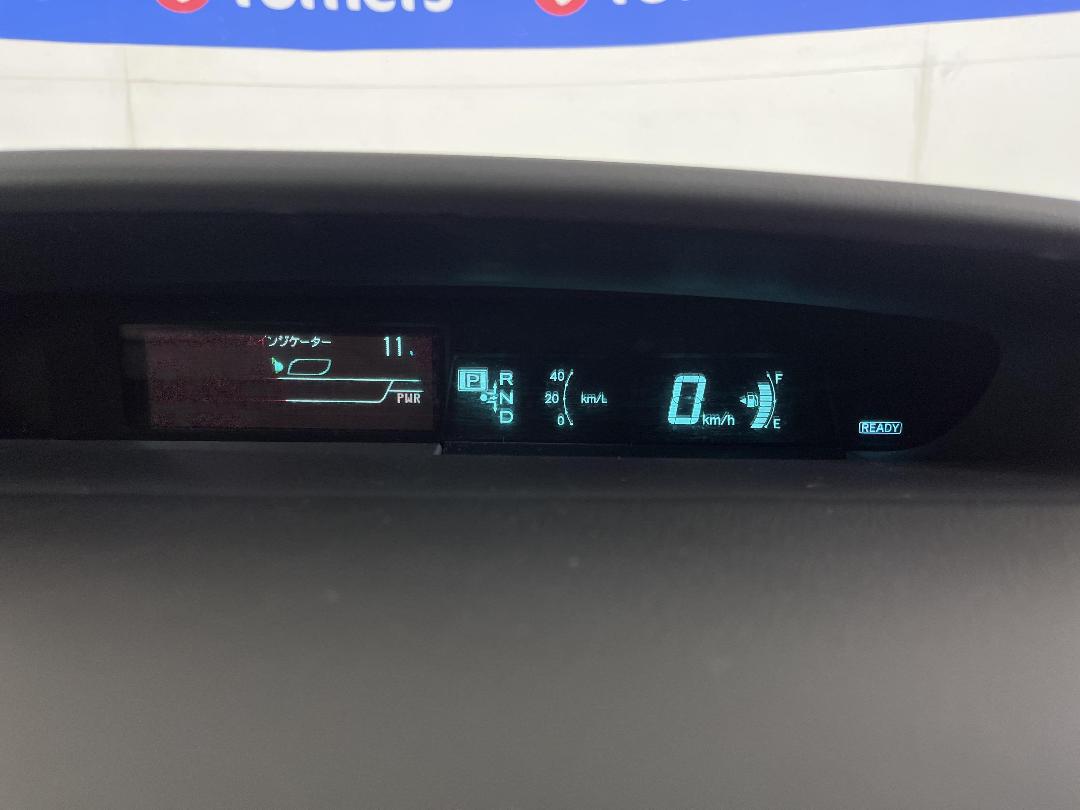 Photo '21' of Toyota Prius