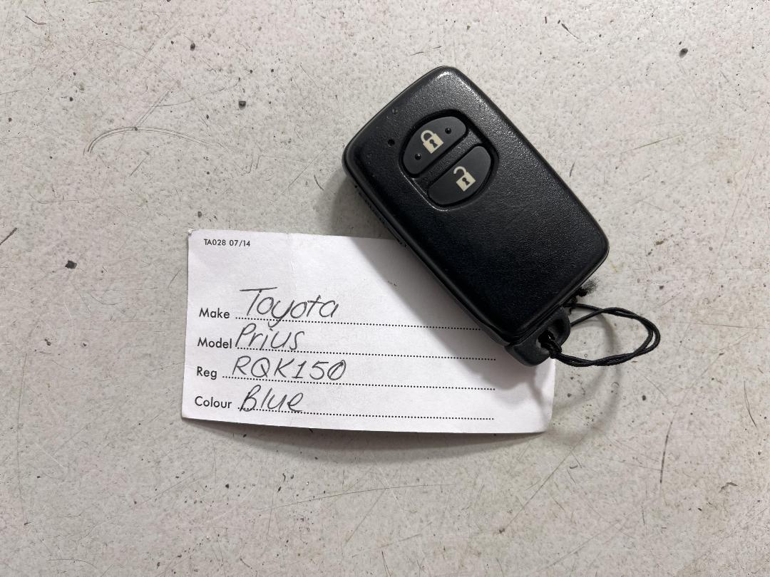 Photo '22' of Toyota Prius