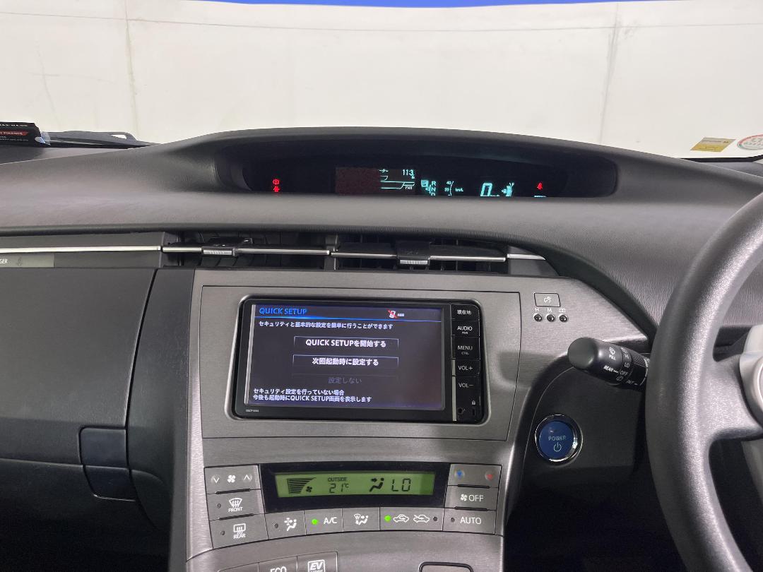 Photo '18' of Toyota Prius