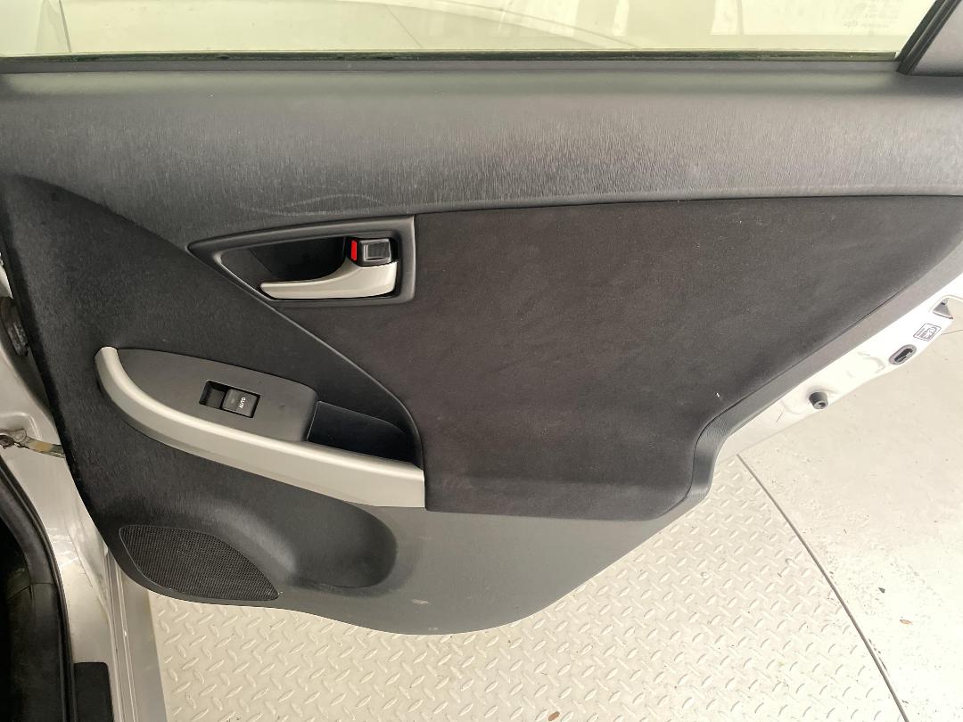 Photo '19' of Toyota Prius