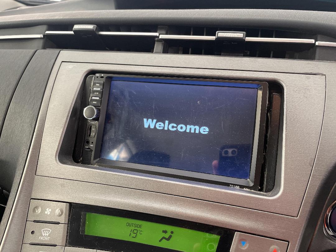 Photo '28' of Toyota Prius