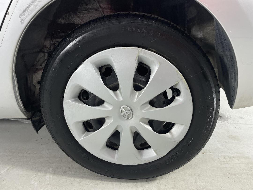 Photo '11' of Toyota Prius C Photo '11' of Toyota Prius C